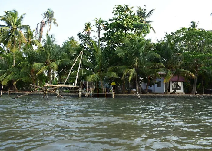 Cheenavala Fishing Homestay Kochi